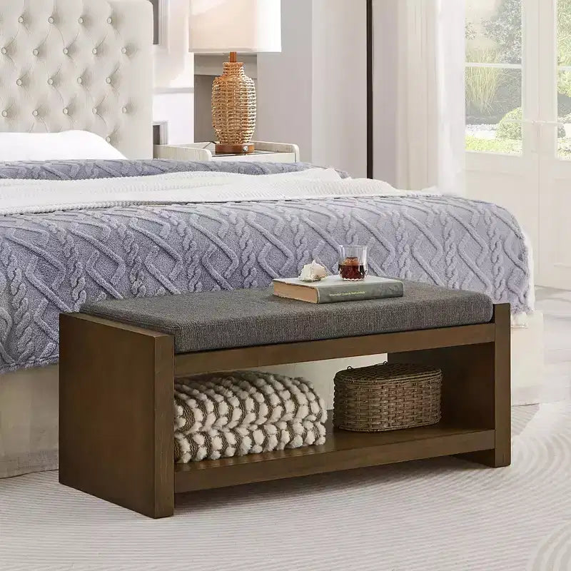 Panca Accent con scarpiera a ripiano inferiore, panca imbottita, panca moderna e compatta da fondo letto con contenitore