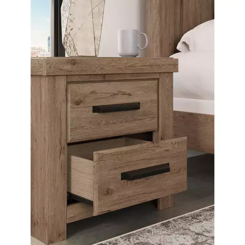 Comodino Contoura a due cassetti, aspetto rustico in legno marrone chiaro con ricarica USB