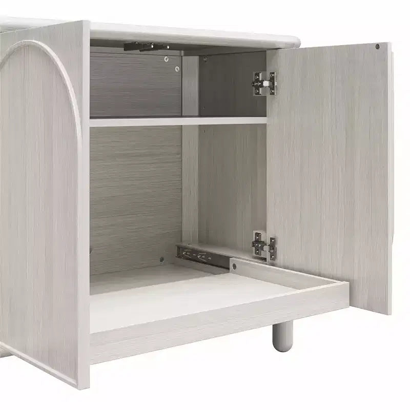 Credenza Abigail in legno rustico con ripiani regolabili